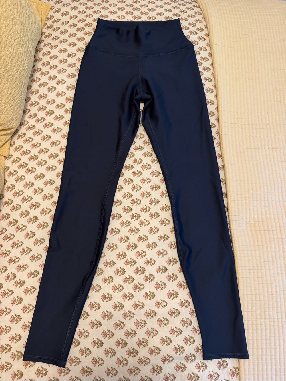 ALO Yoga High-Waist Airlift Legging (Navy) Full 28” Inseam | Size M